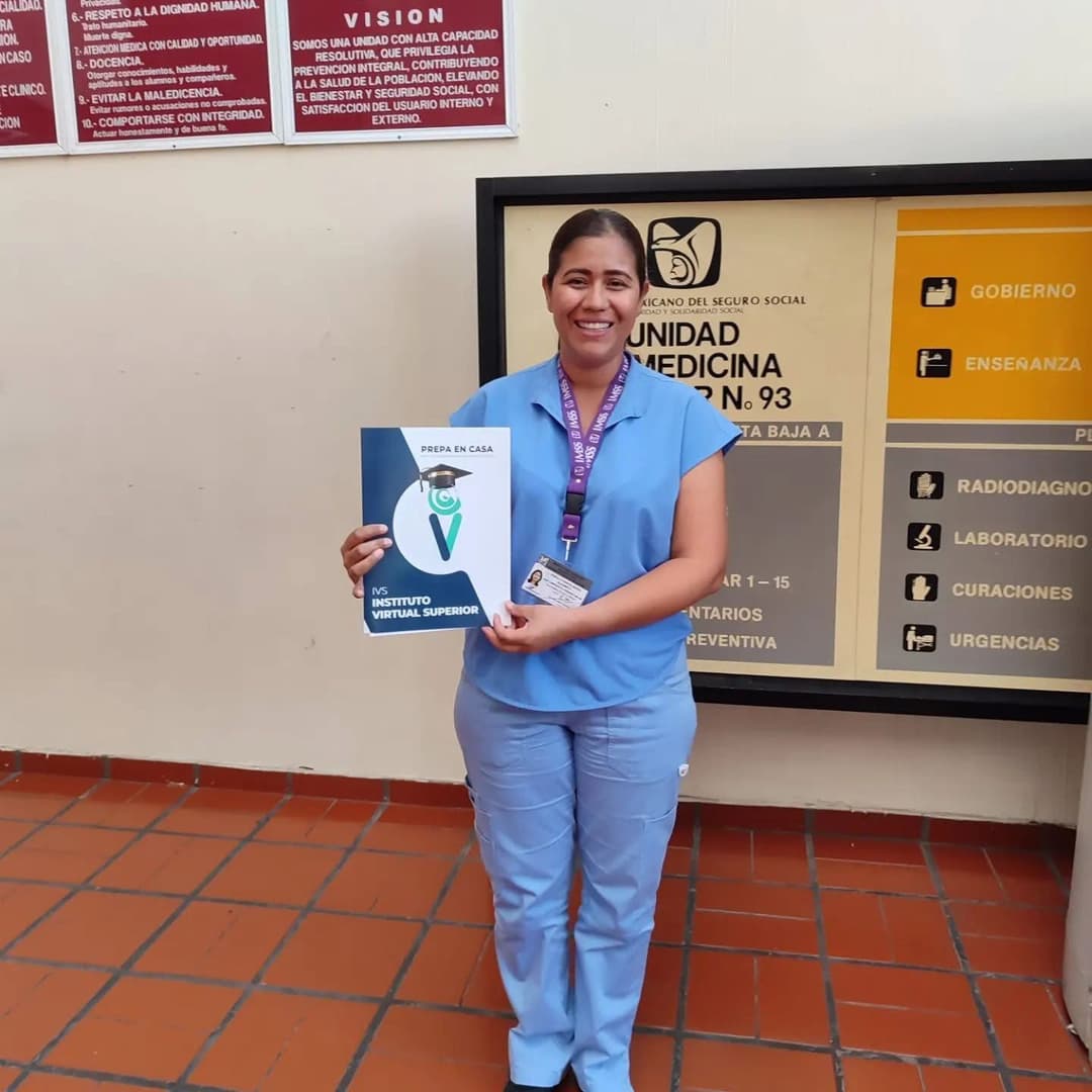 Alumna con certificado IVS Virtual